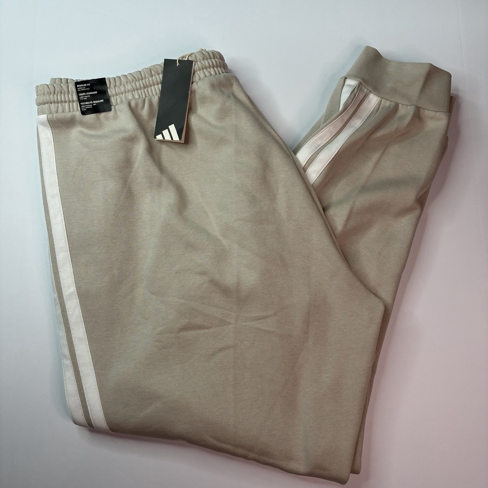 Adidas Jogger Pants Mens 2XL Wonder Alumina White Regular Fit Fleece Logo JE6317